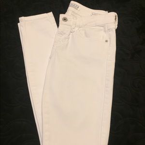 GUESS White Skinny Jeans
